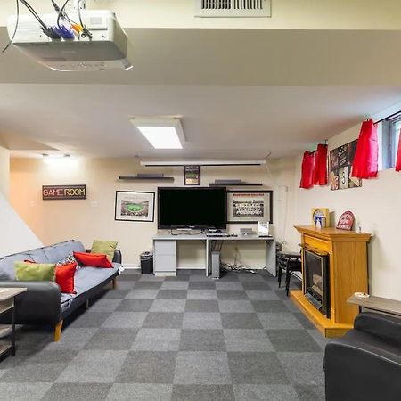 Lrge 5 Bedroom 9 Beds Near Dc-Pool, Hot Tub, Gym, Game Rm, Fire Pit Bowie Esterno foto