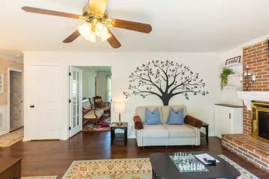 Lrge 5 Bedroom 9 Beds Near Dc-Pool, Hot Tub, Gym, Game Rm, Fire Pit Bowie Esterno foto