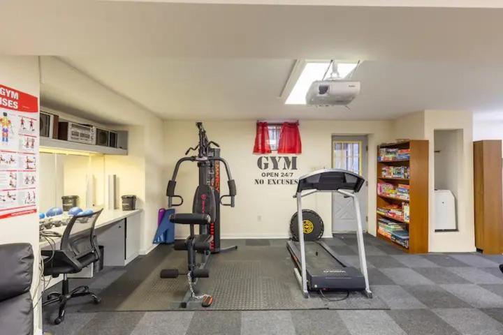 Lrge 5 Bedroom 9 Beds Near Dc-Pool, Hot Tub, Gym, Game Rm, Fire Pit Bowie Esterno foto