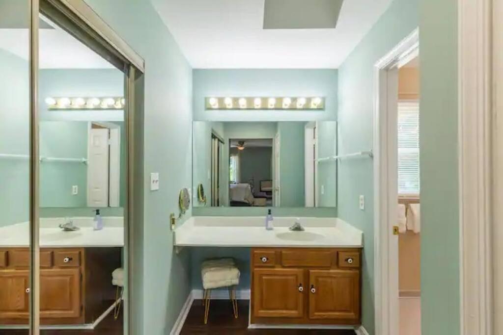 Lrge 5 Bedroom 9 Beds Near Dc-Pool, Hot Tub, Gym, Game Rm, Fire Pit Bowie Esterno foto