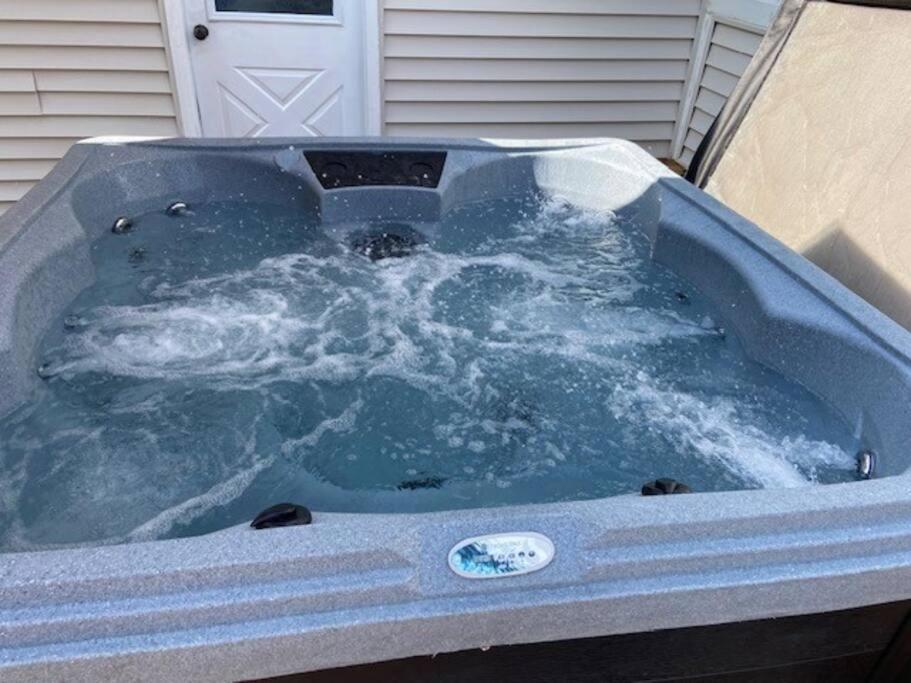 Lrge 5 Bedroom 9 Beds Near Dc-Pool, Hot Tub, Gym, Game Rm, Fire Pit Bowie Esterno foto